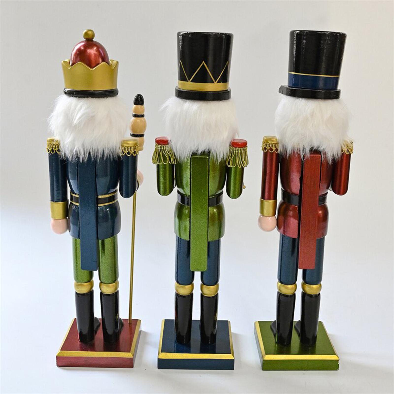 Nutcracker Figurine - تمثال خشبي زخرفي على شكل فتى