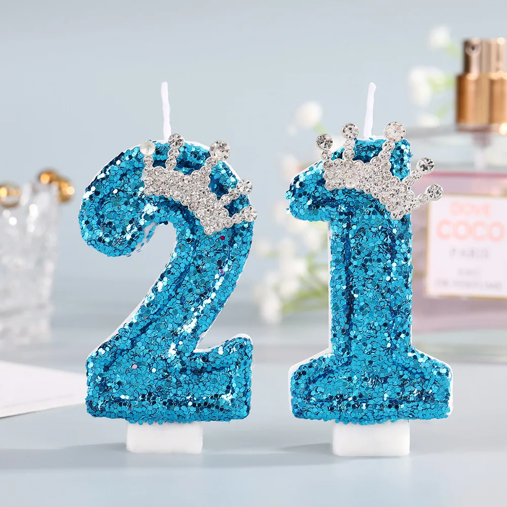 شموع أعياد الميلاد على شكل تاج - مراجعة Holiday Candle Set وسعره