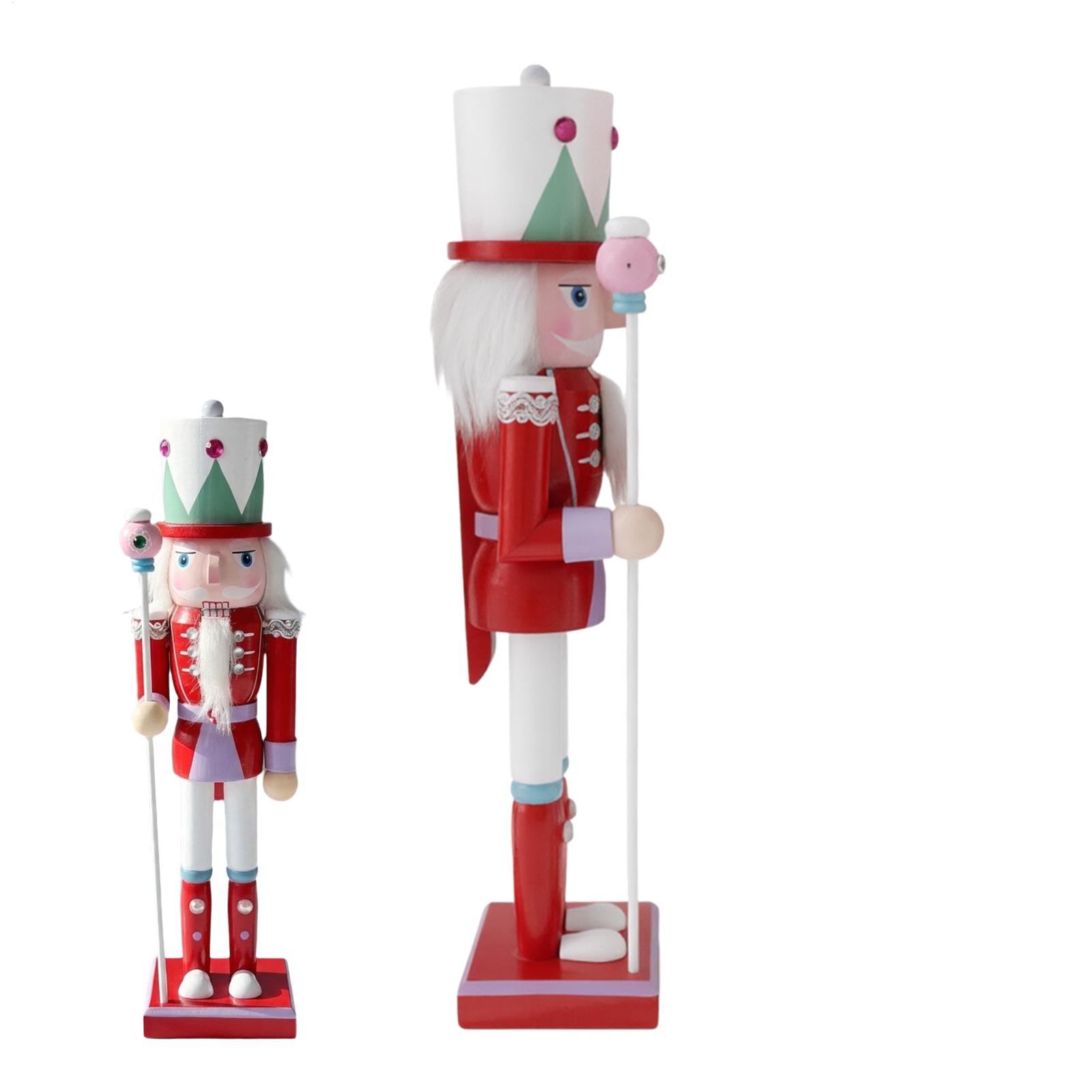 دمية خشبية لجندي كسارة البندق  - مراجعة Nutcracker Figurine وسعره